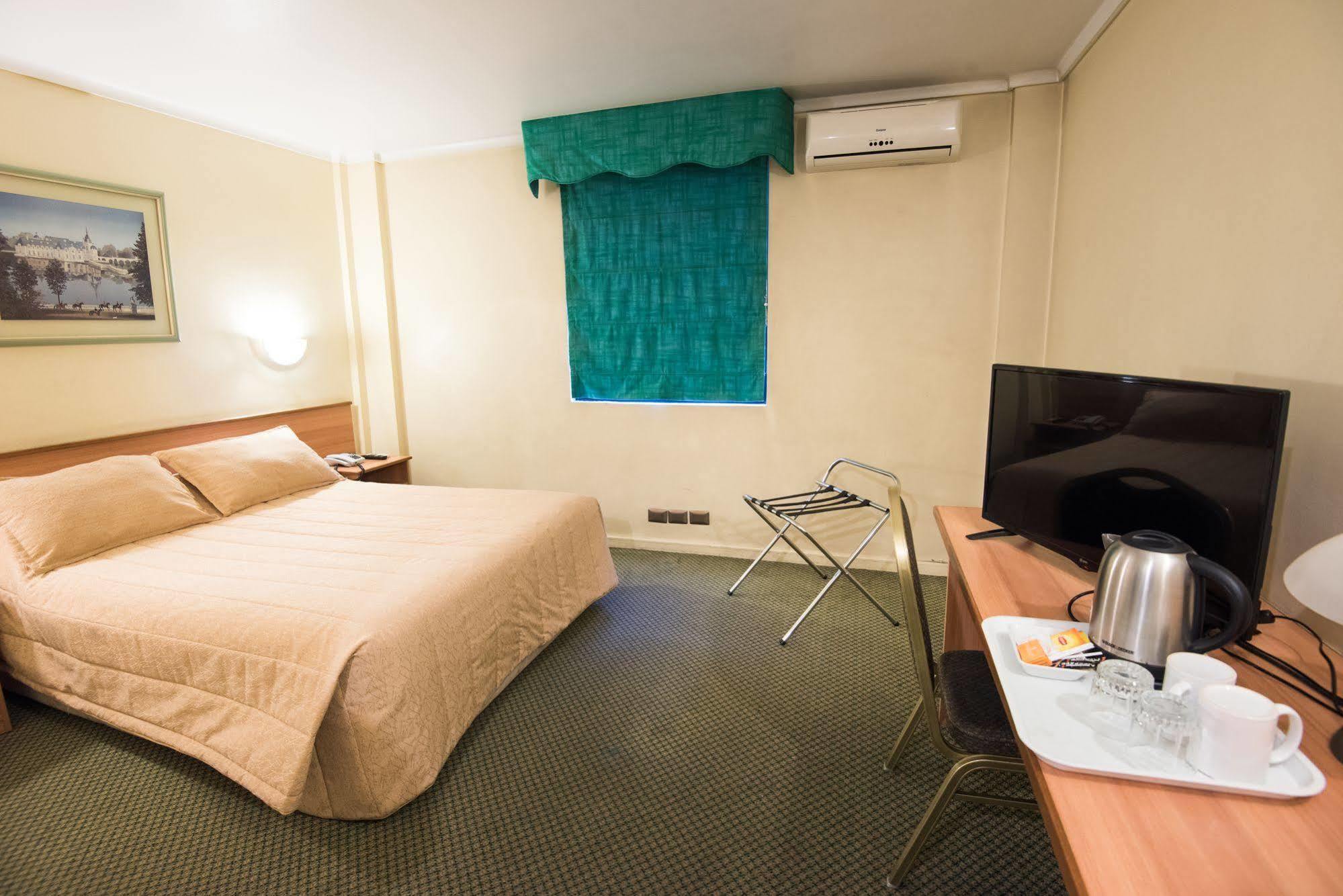 Hotel Majestic City Center Сантьяго Екстер'єр фото